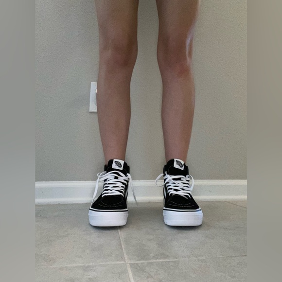 BRAND NEW VANS HIGH TOPS - Picture 8 of 11